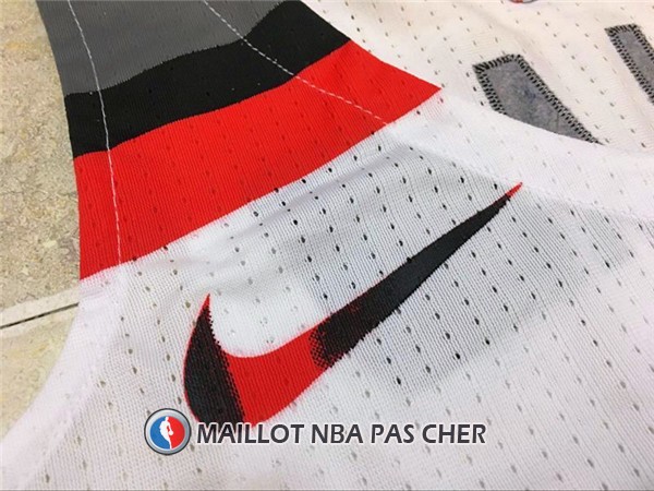 Maillot Authentique Portland Trail Blazers Lillard 2017-18 0 Blanc